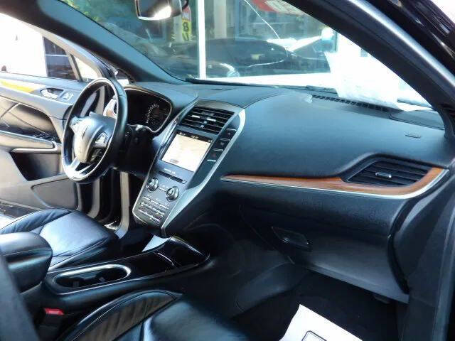 2019 Lincoln MKC Select