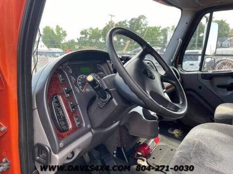 2016 Freightliner M2 106