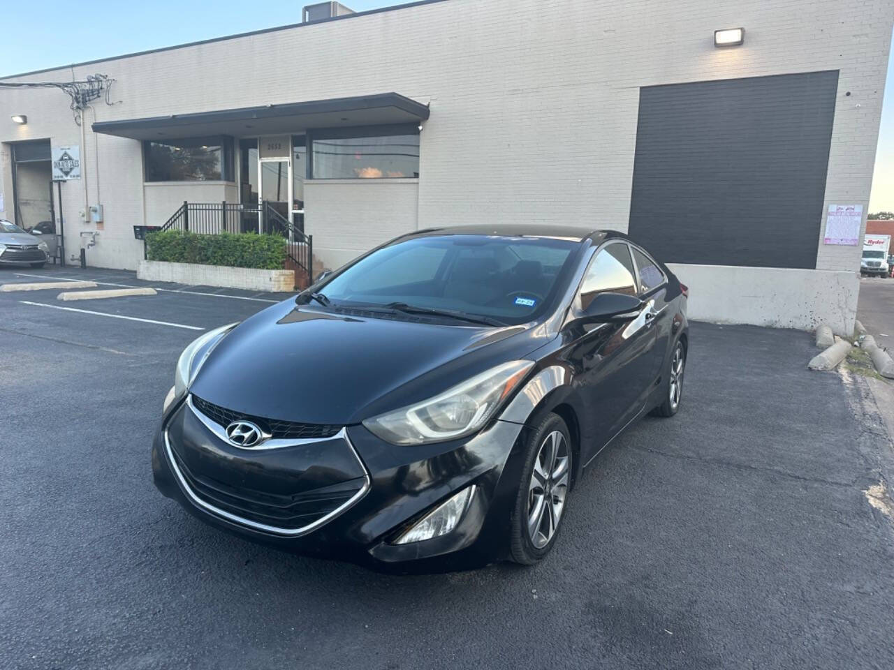 2014 Hyundai ELANTRA Coupe for sale at Sarenco Auto Inc in Dallas, TX