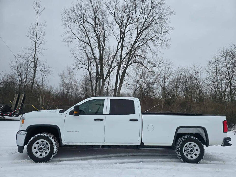 2018 GMC Sierra 2500HD Base's photo
