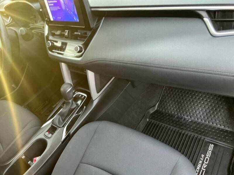 2023 Toyota Corolla Cross LE