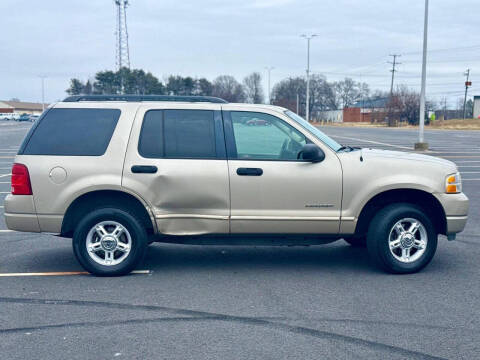 2004 Ford Explorer XLT
