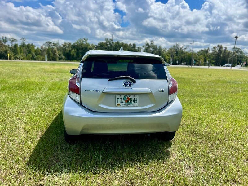 2015 Toyota Prius c Four