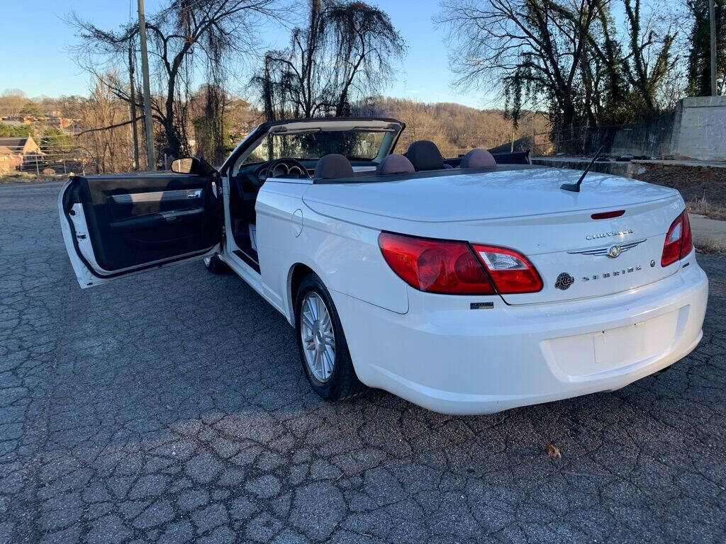 2009 Chrysler Sebring for sale at Car ConneXion Inc in Knoxville, TN