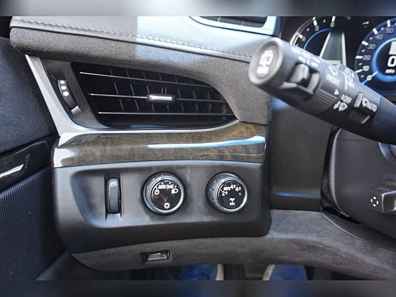 2019 Cadillac Escalade Platinum