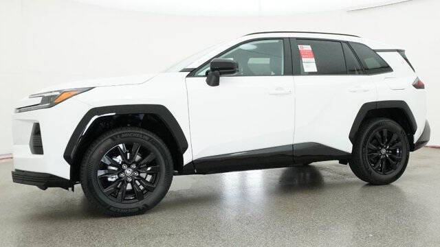2026 Toyota RAV4 SE