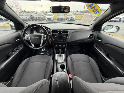 2014 Chrysler 200 Touring
