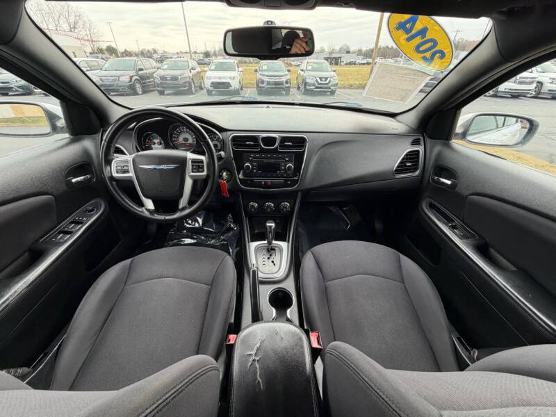 2014 Chrysler 200 Touring
