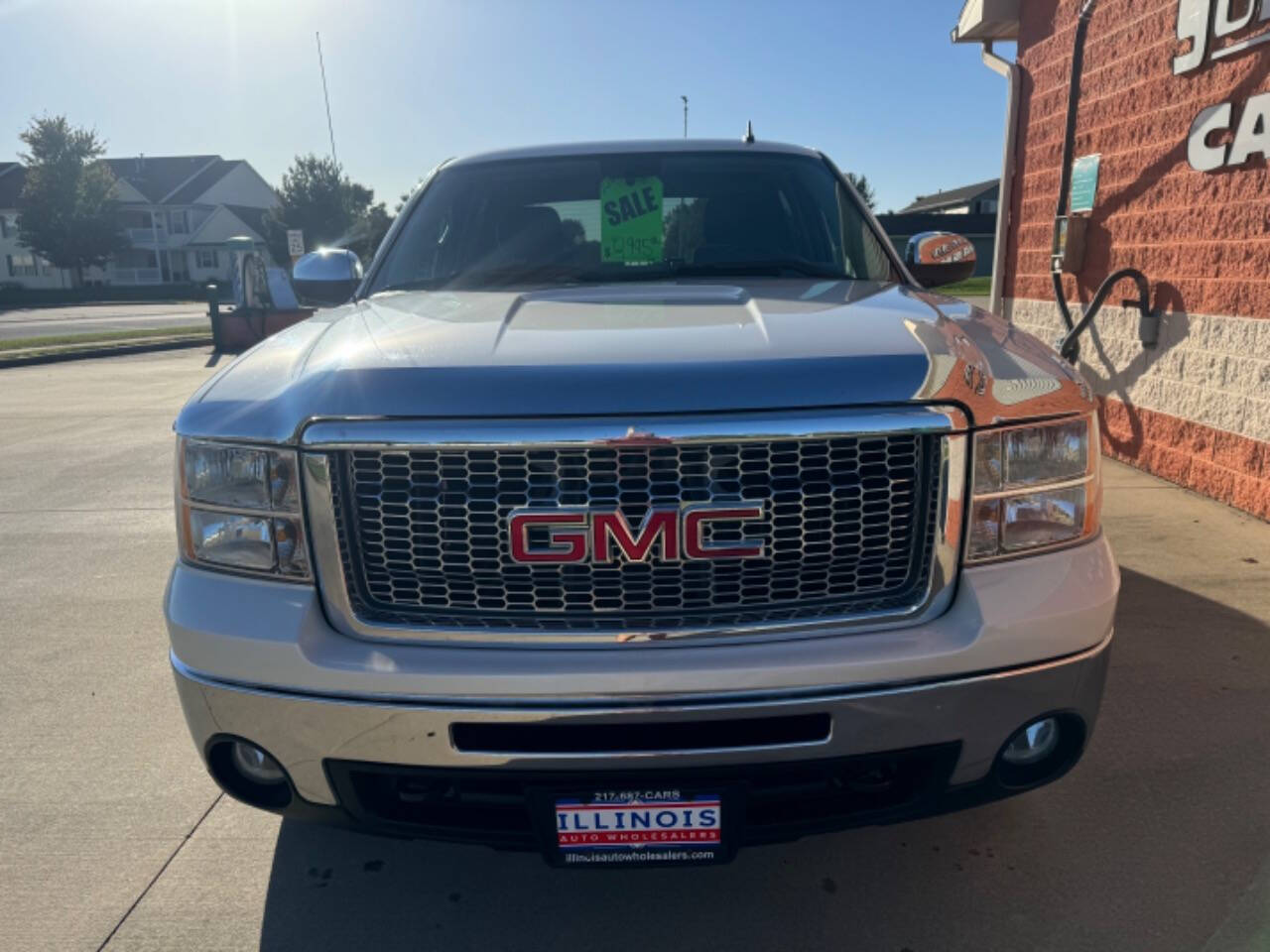 2013 GMC Sierra 1500 for sale at Illinois Auto Wholesalers in Tolono, IL