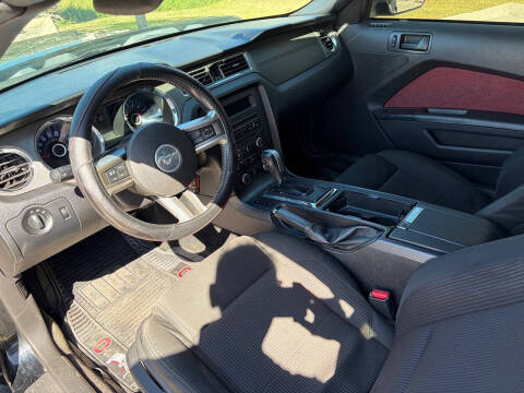 2014 Ford Mustang V6