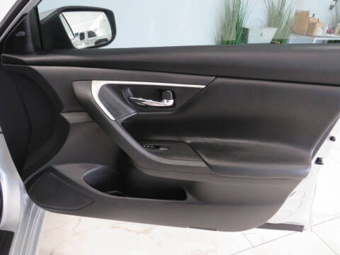 2017 Nissan Altima 2.5 SV