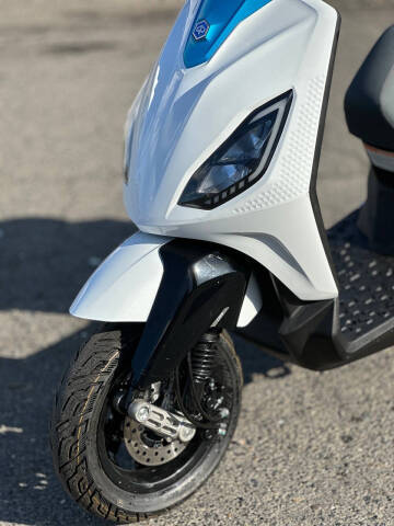 2022 Piaggio 1 Active