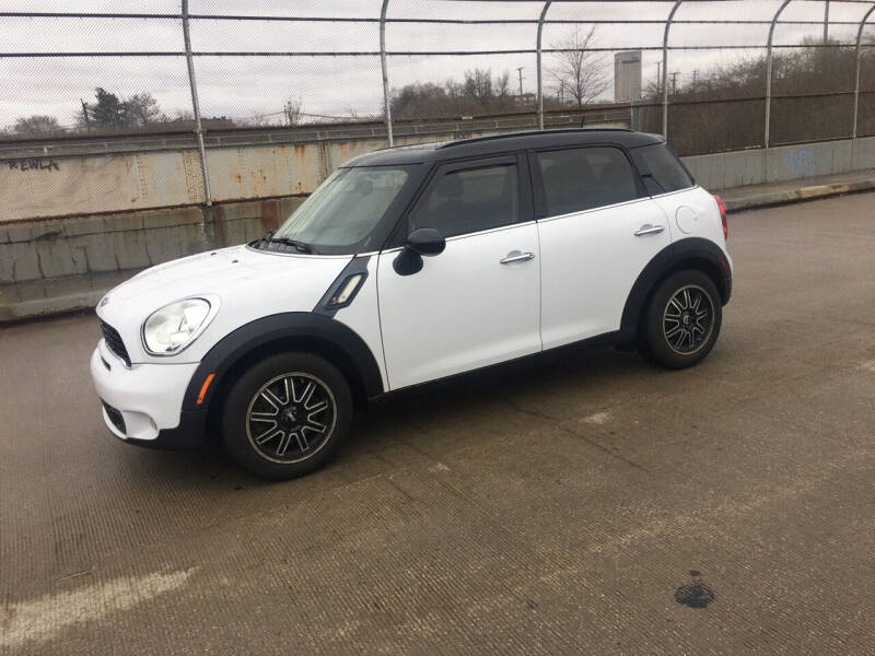 2014 MINI Countryman Countryman S photo 6