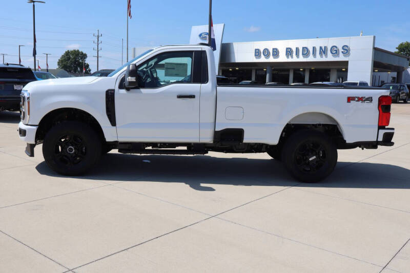 2025 Ford F-350 Super Duty XL