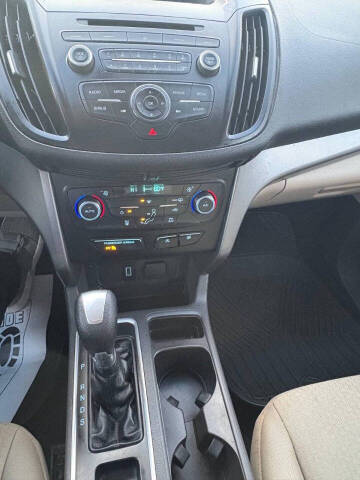 2017 Ford Escape SE