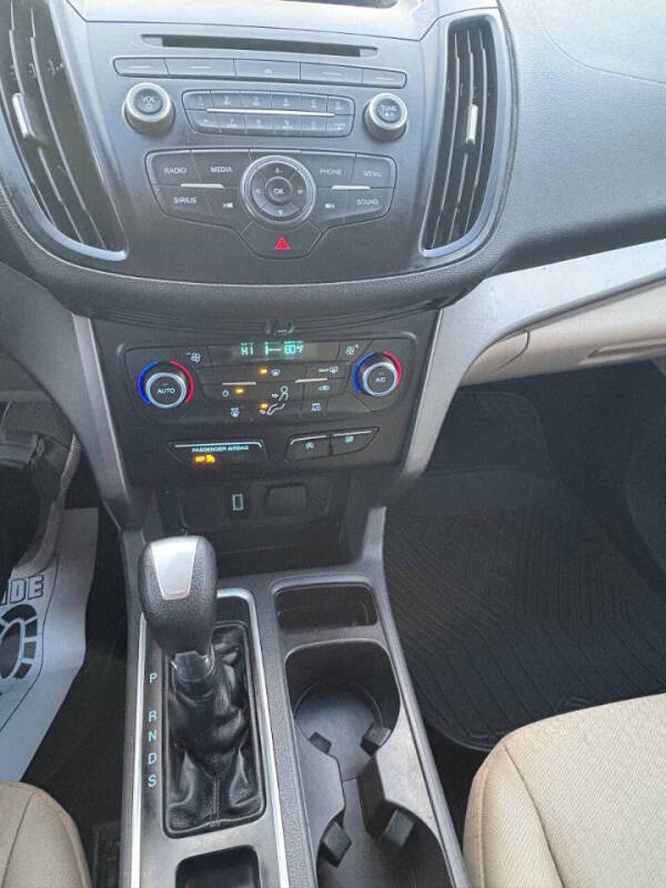 2017 Ford Escape SE
