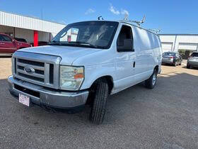 2009 Ford E-Series for sale at Nueva Italia Motors in Ventura CA