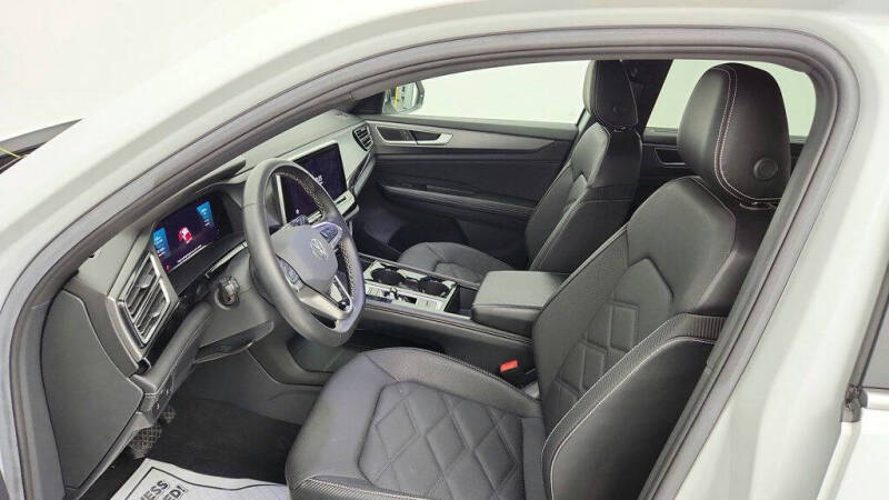 2024 Volkswagen Atlas Cross Sport SE