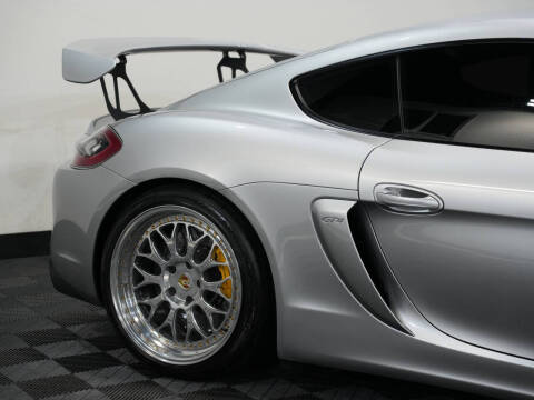 2016 Porsche Cayman GT4