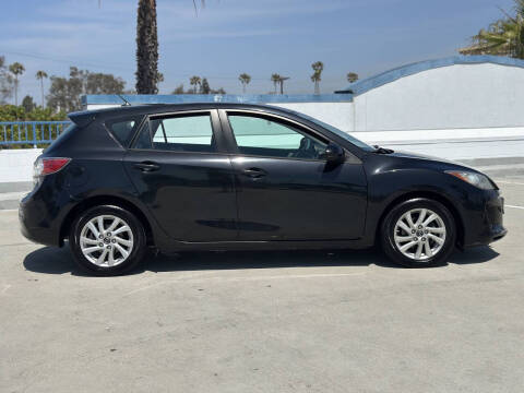 2013 Mazda MAZDA3 i Touring