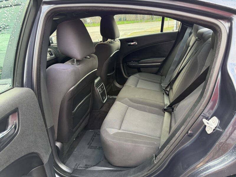 2017 Dodge Charger SXT