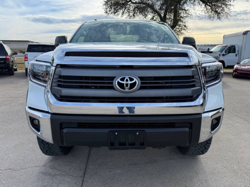2015 Toyota Tundra SR5