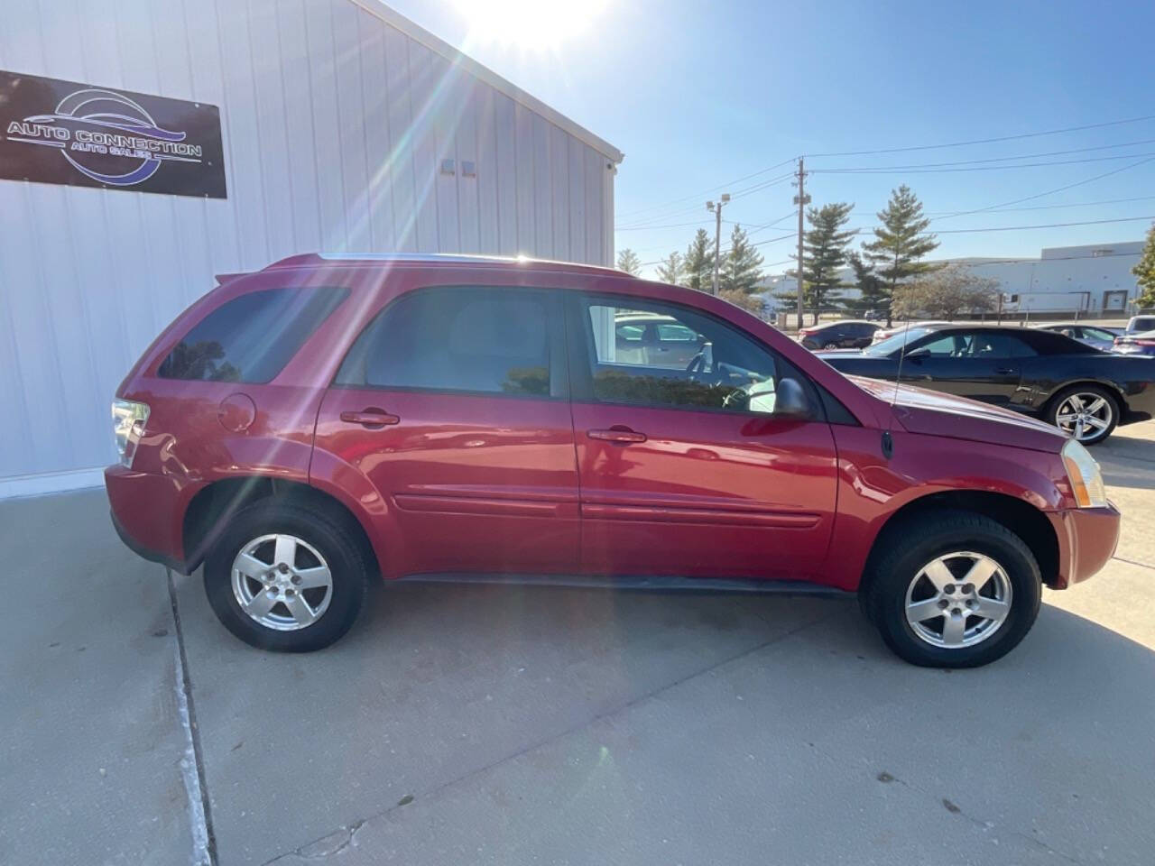 2005 Chevrolet Equinox for sale at Auto Connection in Waterloo, IA