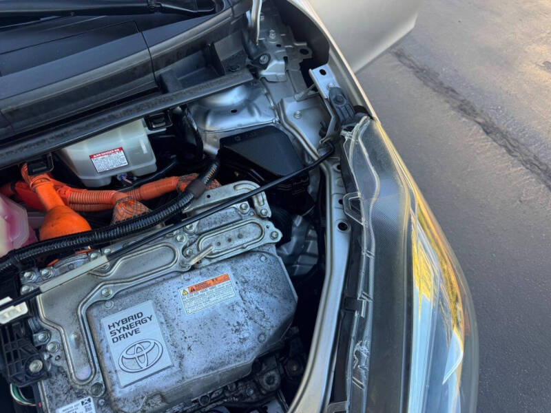 2019 Toyota Prius c L