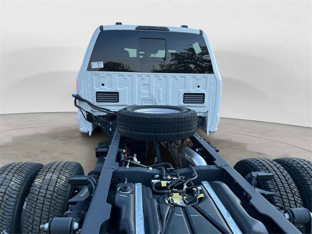 2025 Ford F-350 Super Duty XL