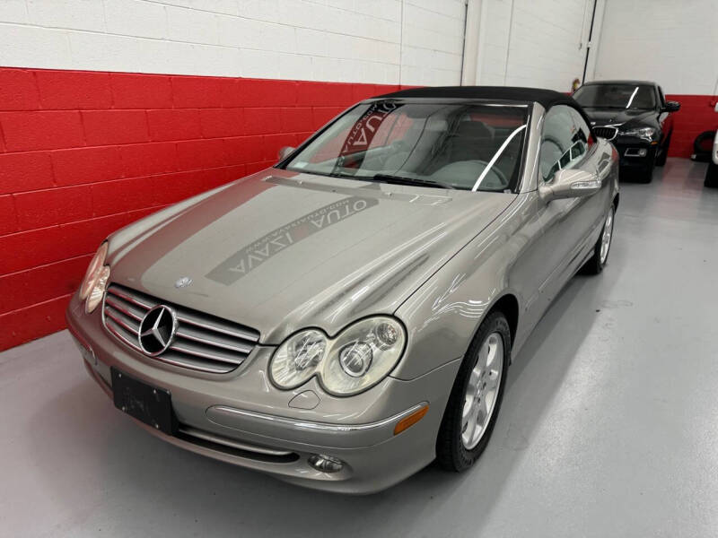 2004 Mercedes-Benz CLK for sale at AVAZI AUTO GROUP LLC in Gaithersburg MD