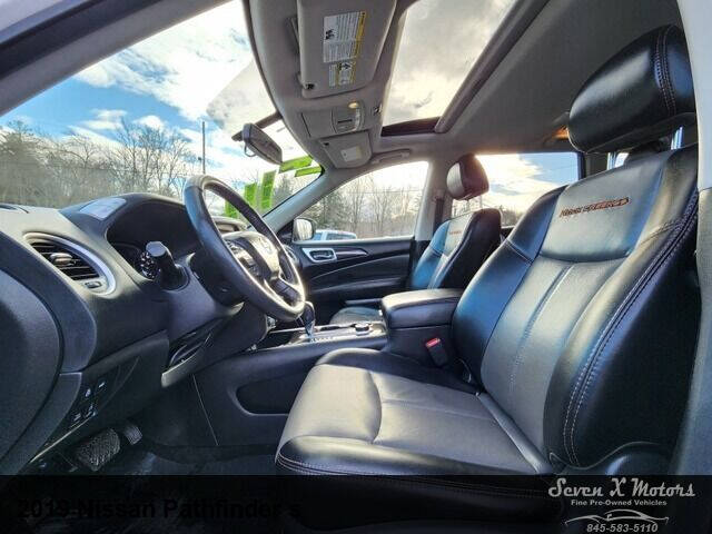 2019 Nissan Pathfinder S