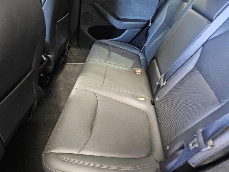 2026 Tesla Model Y Premium