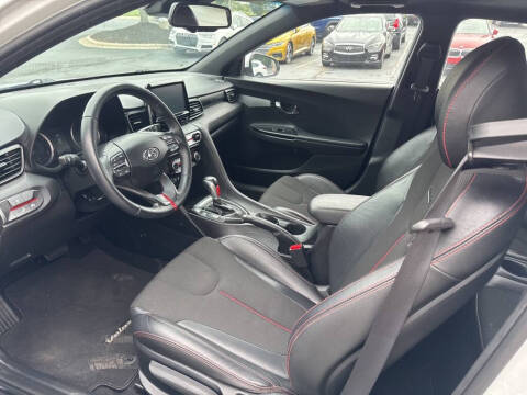 2020 Hyundai Veloster 2.0L Premium