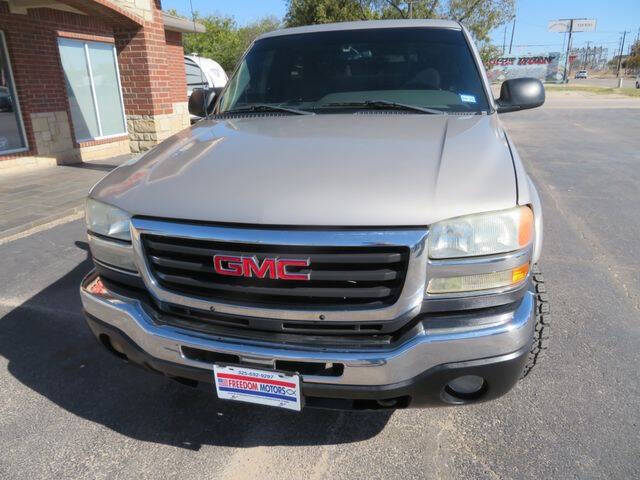 2004 GMC Sierra 2500HD