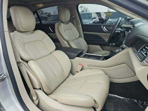 2018 Lincoln Continental Select