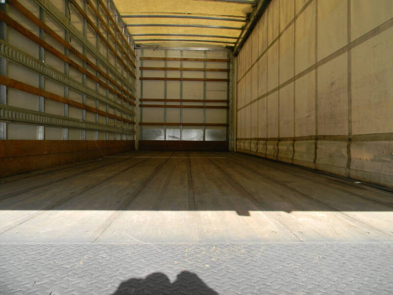 2019 Freightliner M2 106