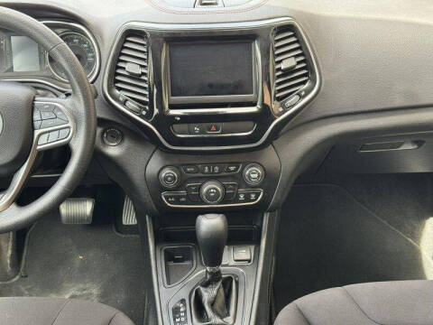 2019 Jeep Cherokee Latitude