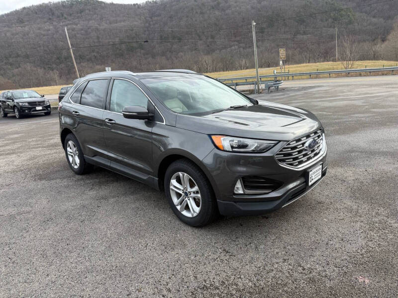 2019 Ford Edge SEL photo 3