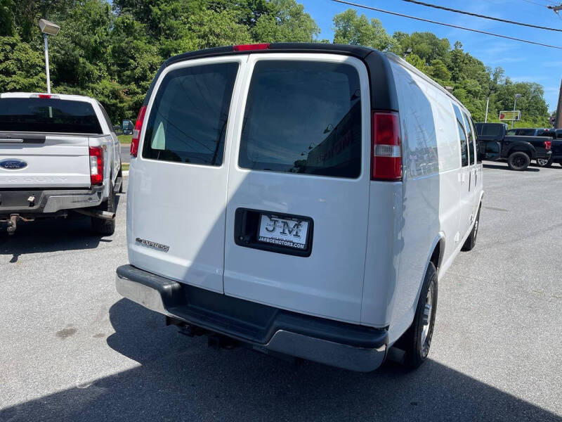 2018 Chevrolet Express 2500