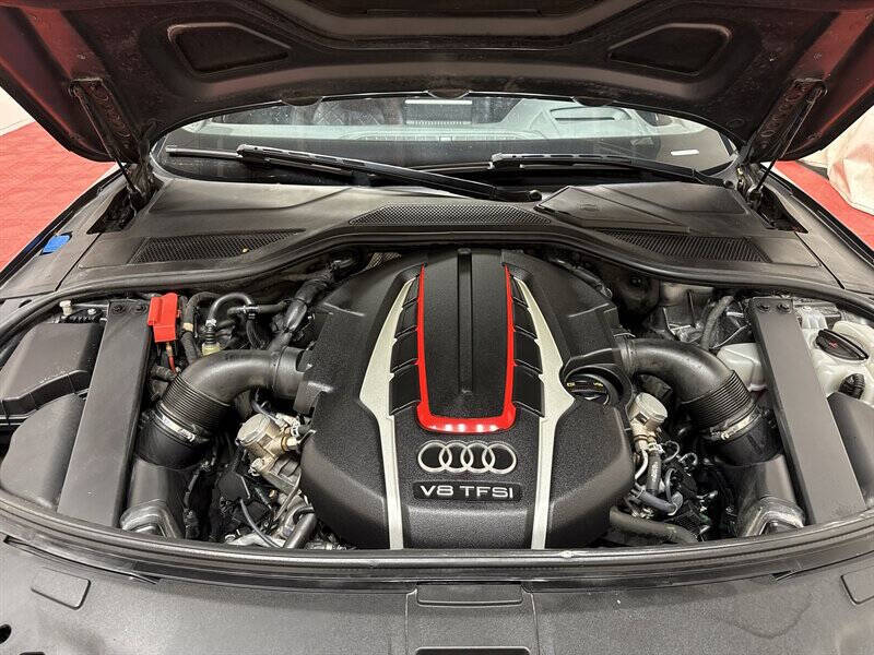 2015 Audi S8 4.0T quattro