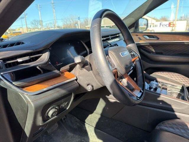 2022 Jeep Grand Cherokee Summit Reserve