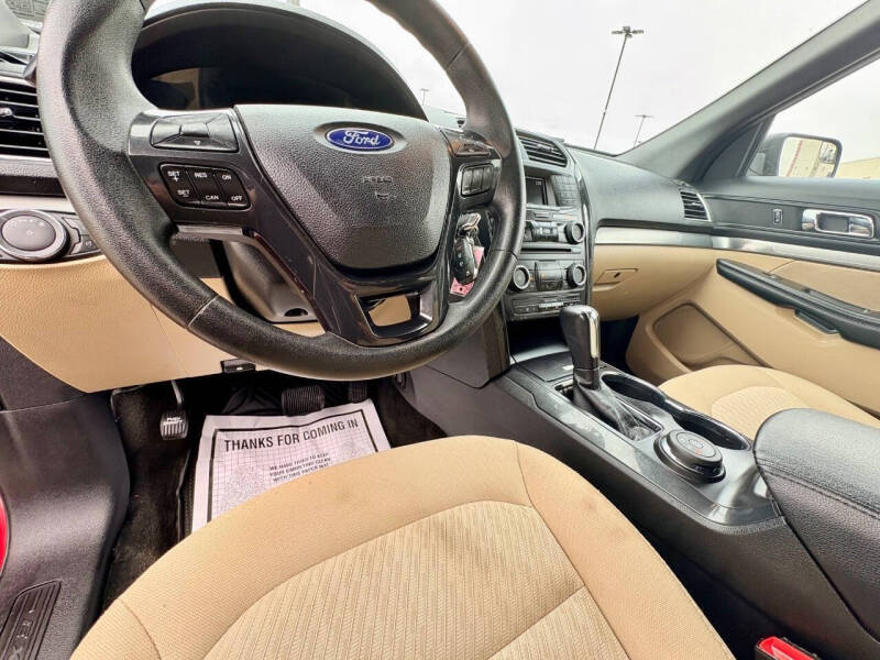 2017 Ford Explorer