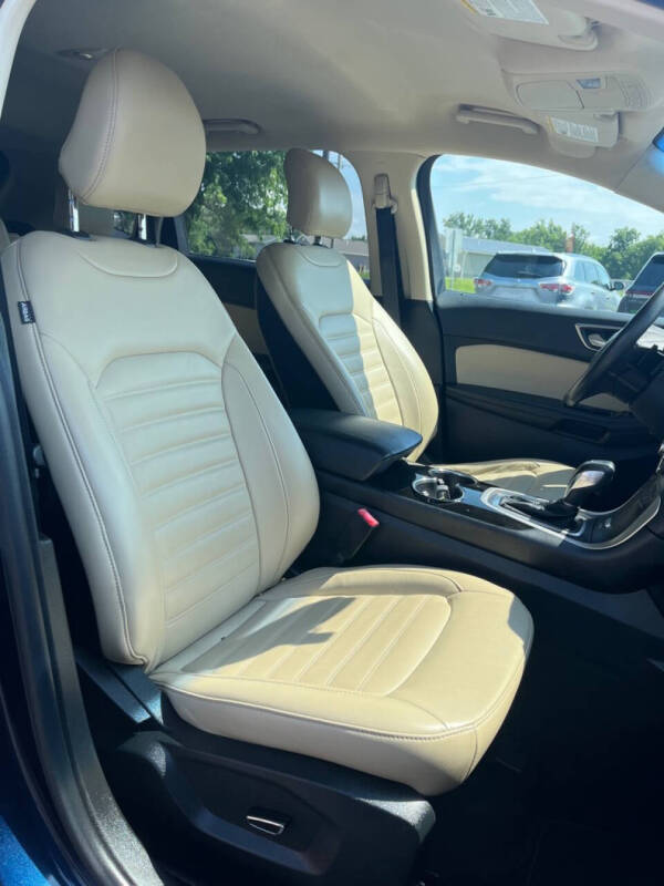 2017 Ford Edge SEL