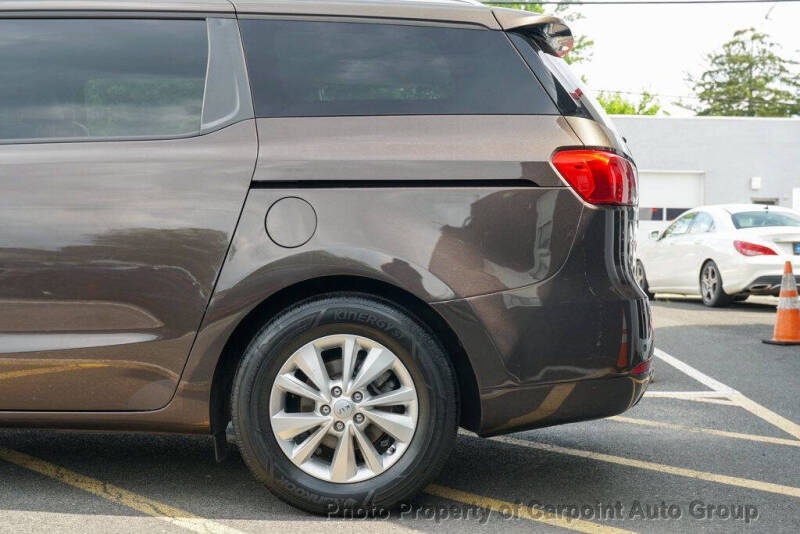 2017 Kia Sedona LX