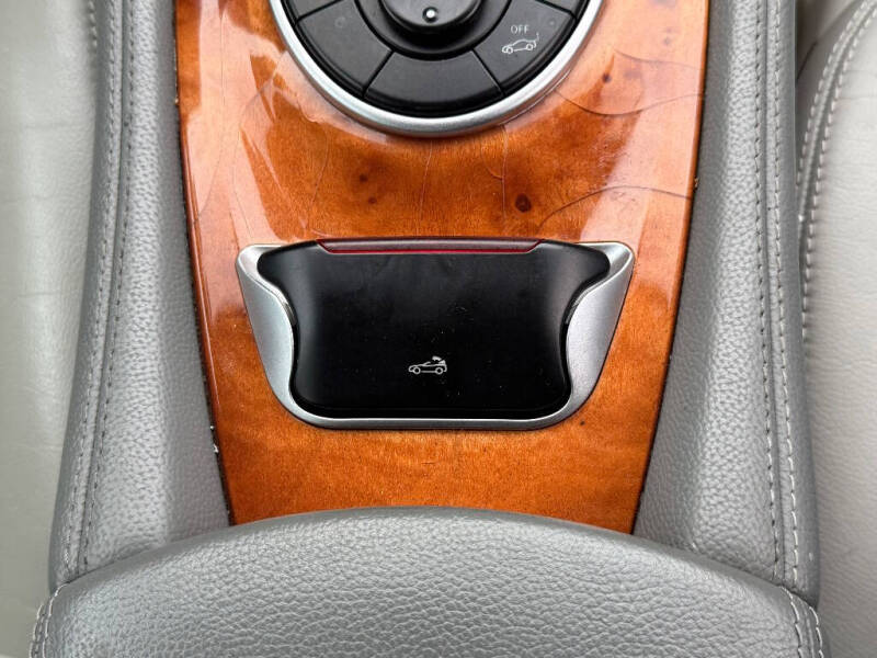 2004 Mercedes-Benz SL-Class SL 500