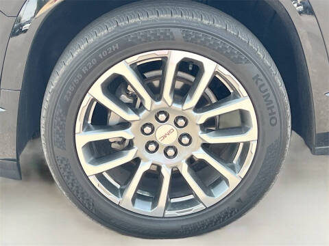 2020 GMC Acadia Denali