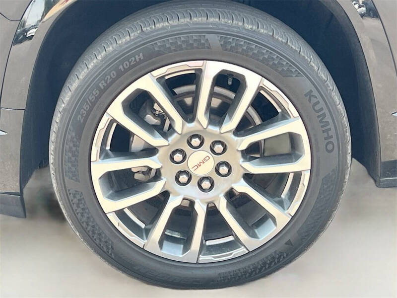 2020 GMC Acadia Denali