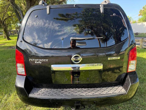 2011 Nissan Pathfinder Silver Edition