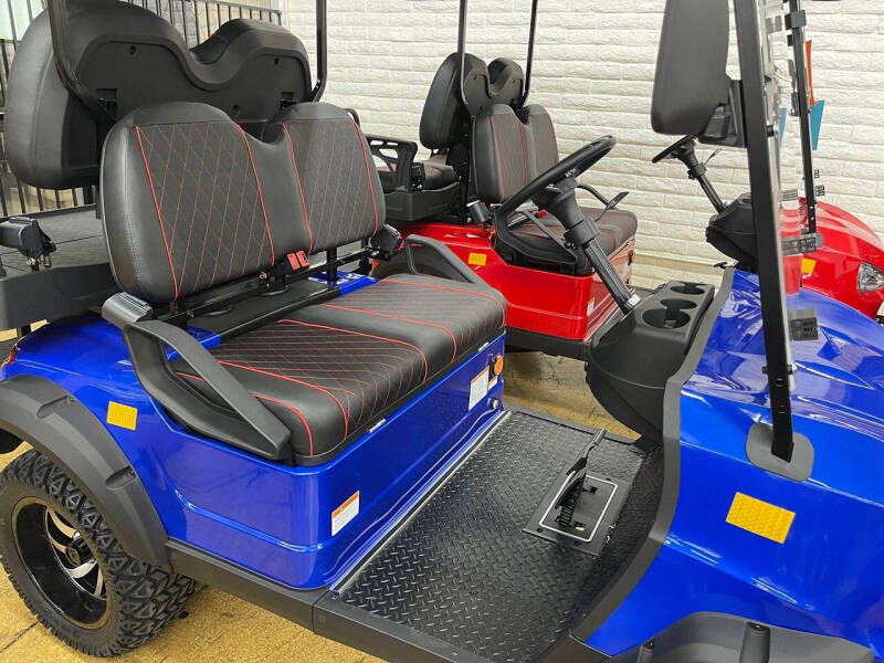 2023 Vitacci E Bolt Golf Cart