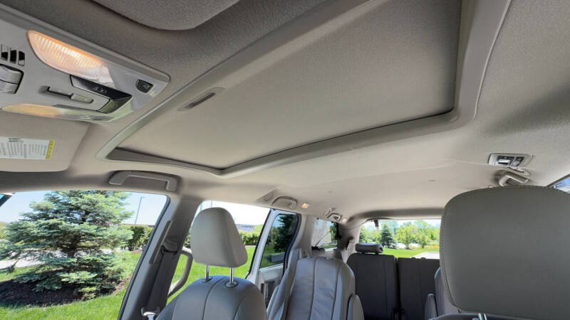 2014 Toyota Sienna Limited 7-Passenger